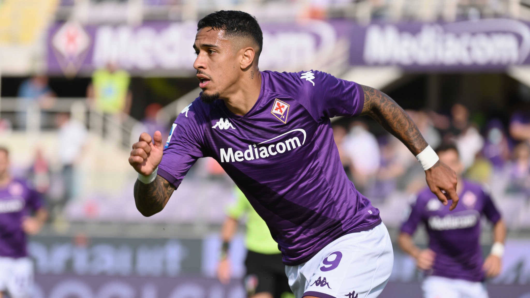 佛罗伦萨寻找多多替代者,考虑扎诺利加入 作为意甲联赛中的传统劲旅,佛罗伦萨近年来致力于巩固